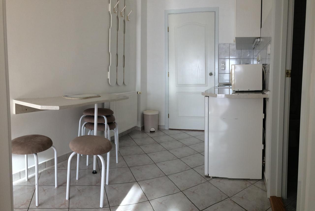Szaloky Apartmanhaz Денешдиаш Экстерьер фото