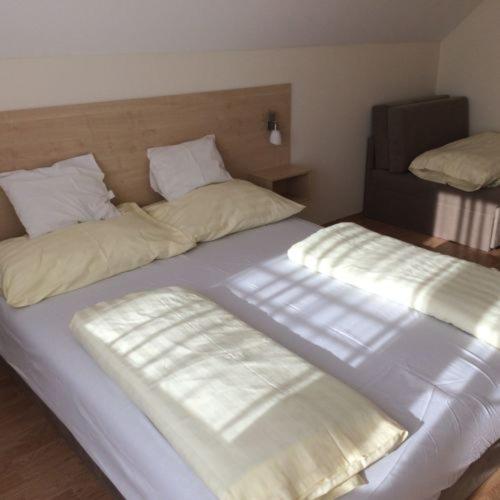 Szaloky Apartmanhaz Денешдиаш Экстерьер фото